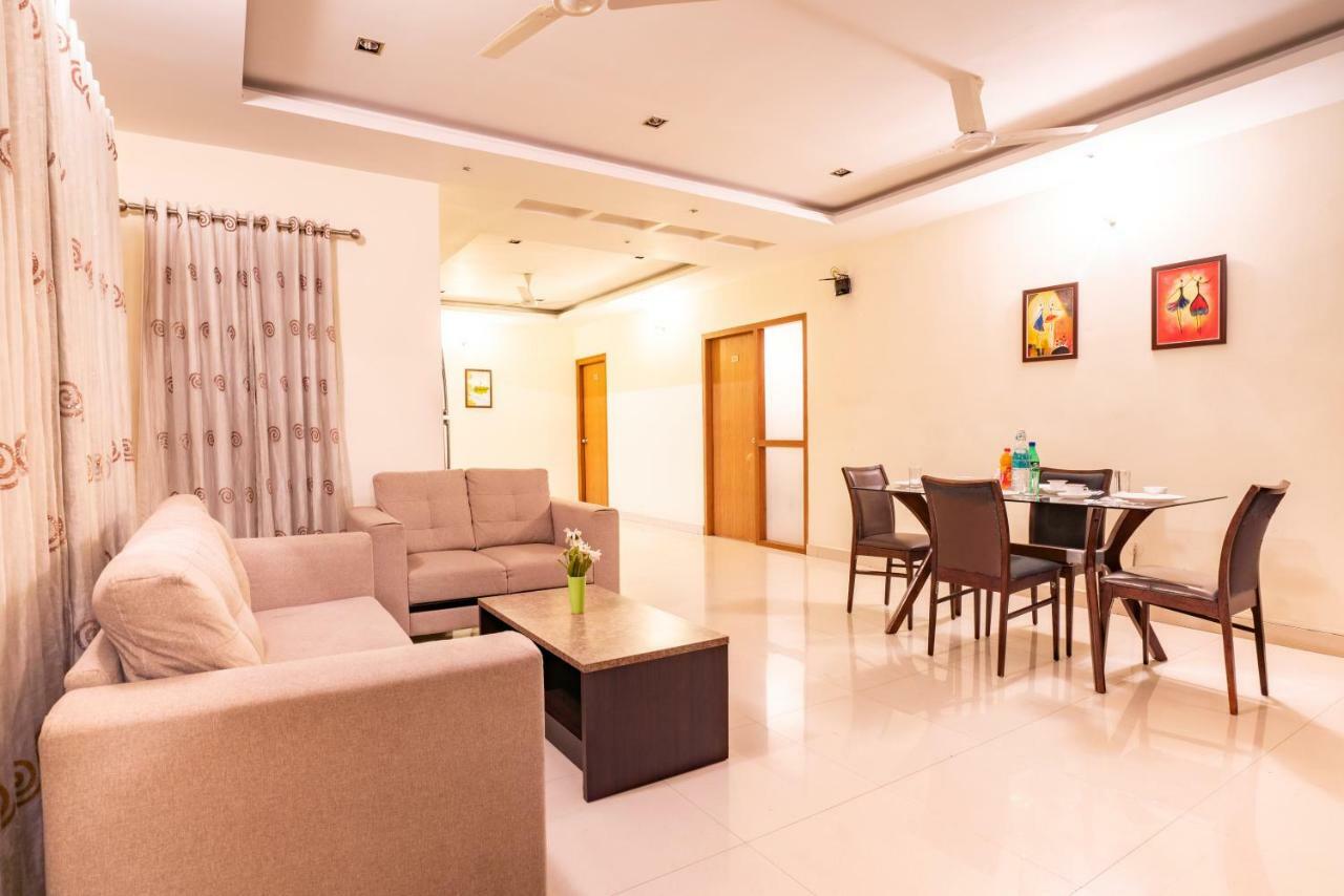 Blueberry Service Apartments Hyderabad Esterno foto