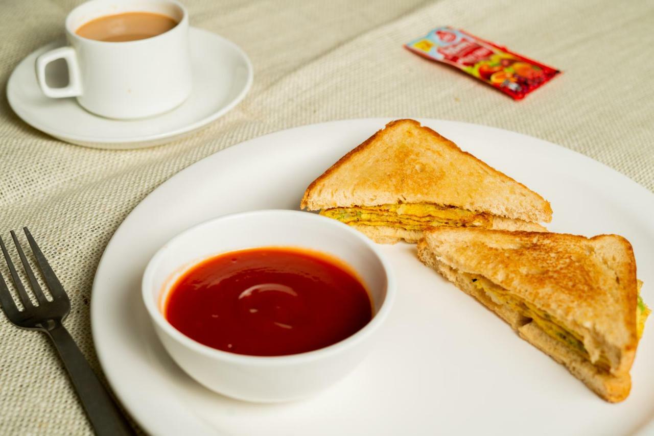 Blueberry Service Apartments Hyderabad Esterno foto